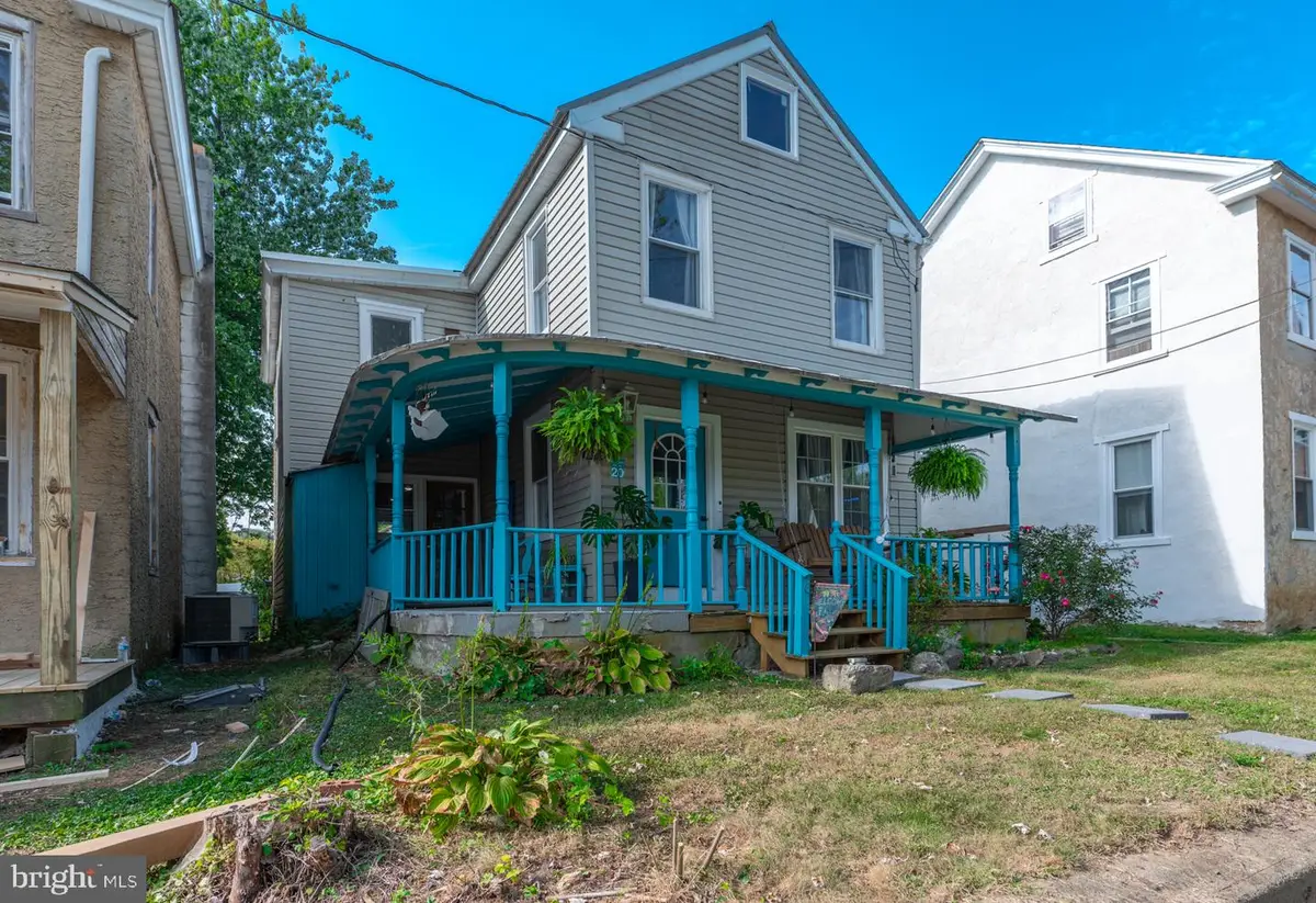 20 Eshbach Ln, Bechtelsville, PA 19505 - #1