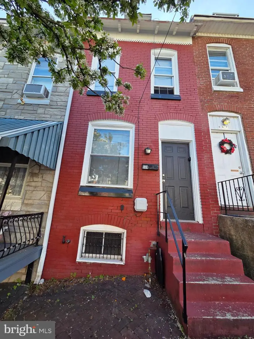 559 S 14th St, Reading, PA 19602 - #1
