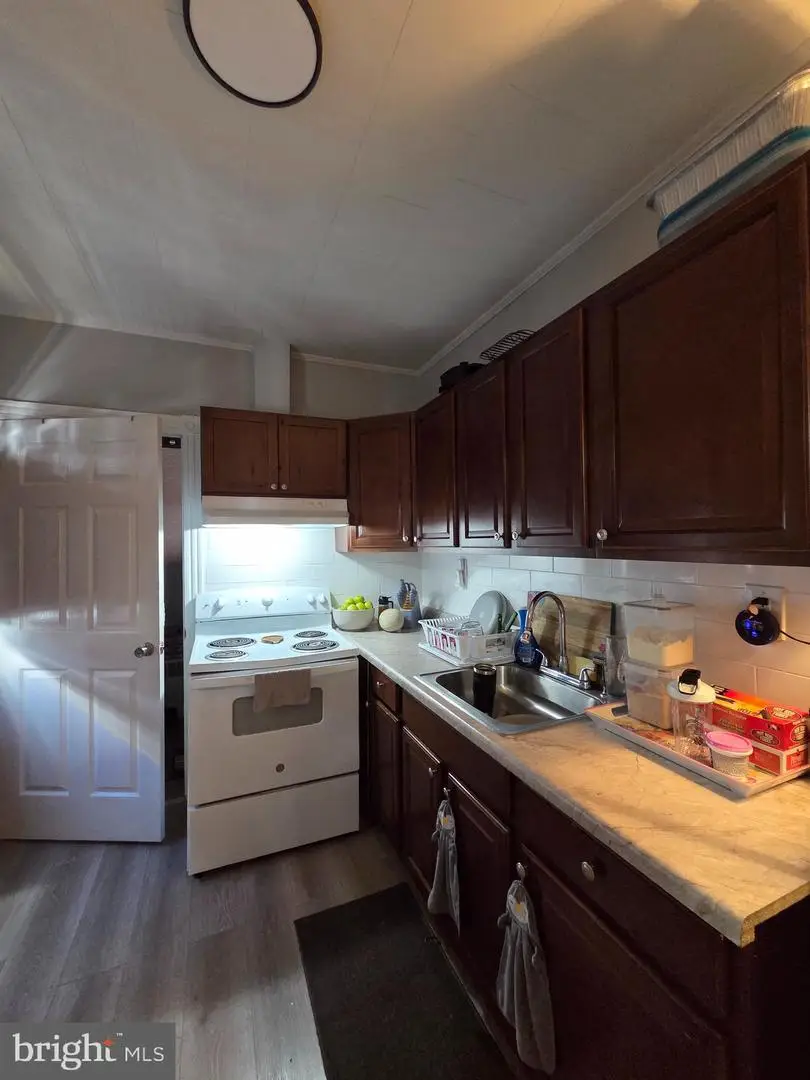 559 S 14th St, Reading, PA 19602 - #3
