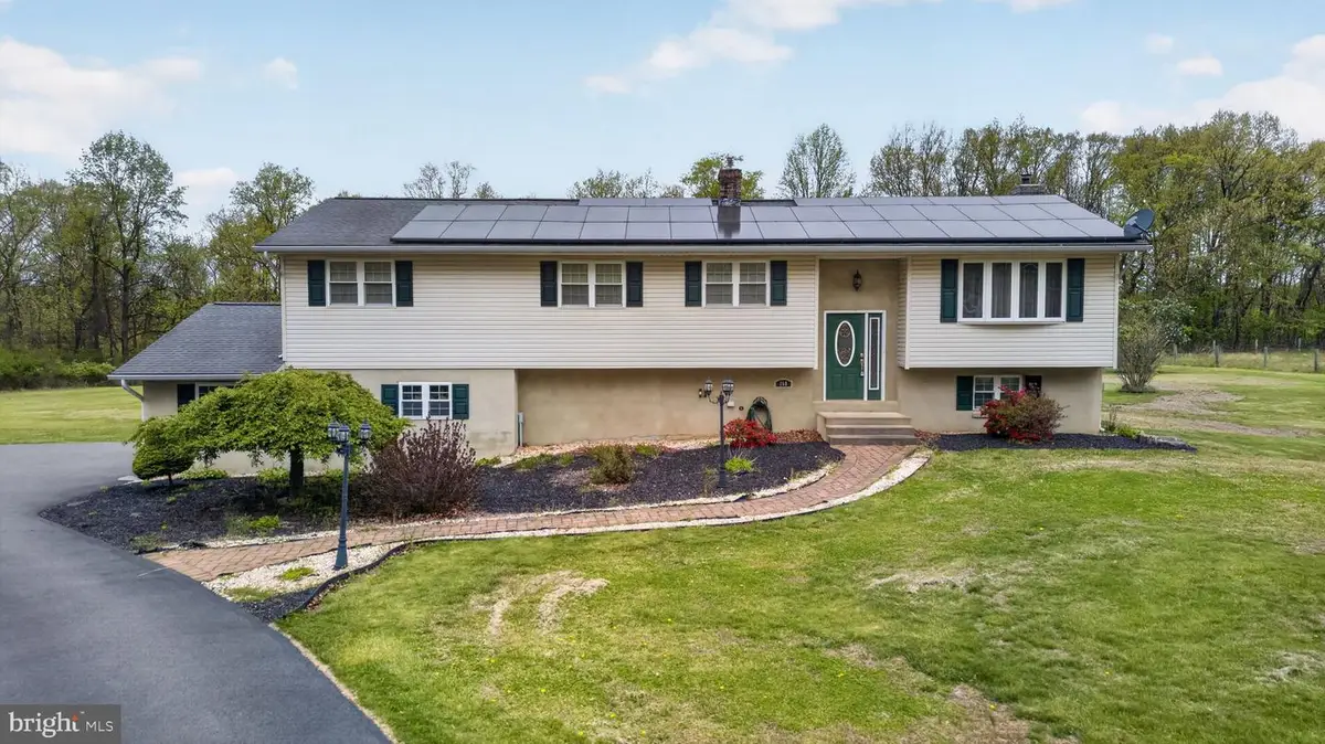 158 Saint Peters Rd, Macungie, PA 18062 - #1