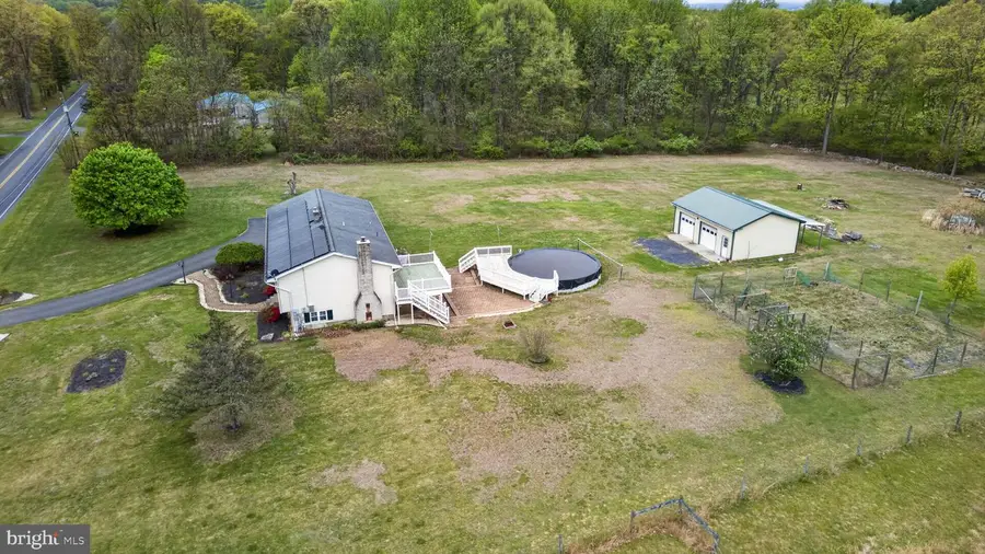 158 Saint Peters Rd, Macungie, PA 18062 - #3
