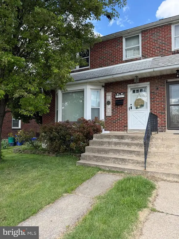 3217 Noble St, READING, PA 19605