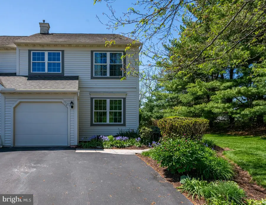 114 Wessex Ct, Reading, PA 19606 - #2