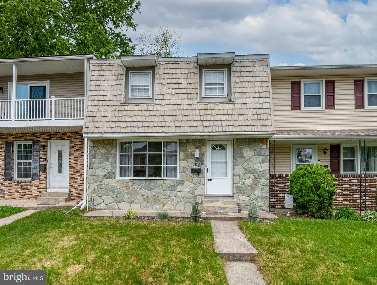 2519 Girard Ave, Reading, PA 19609 - #1