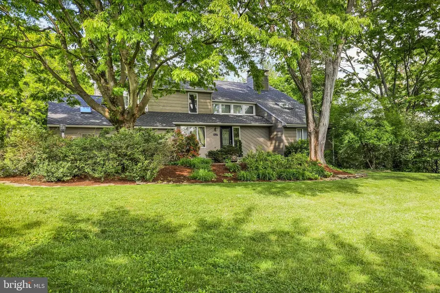 637 Scenic Dr, Bernville, PA 19506 - #2
