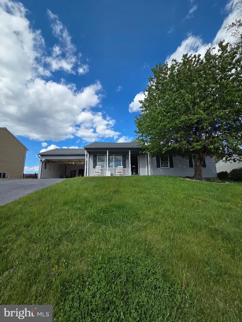 272 Hope Dr, Blandon, PA 19510 - #1