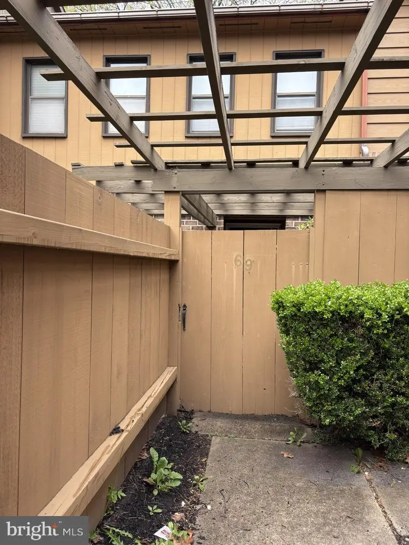 69 Winged Foot Dr, Reading, PA 19607 - #2
