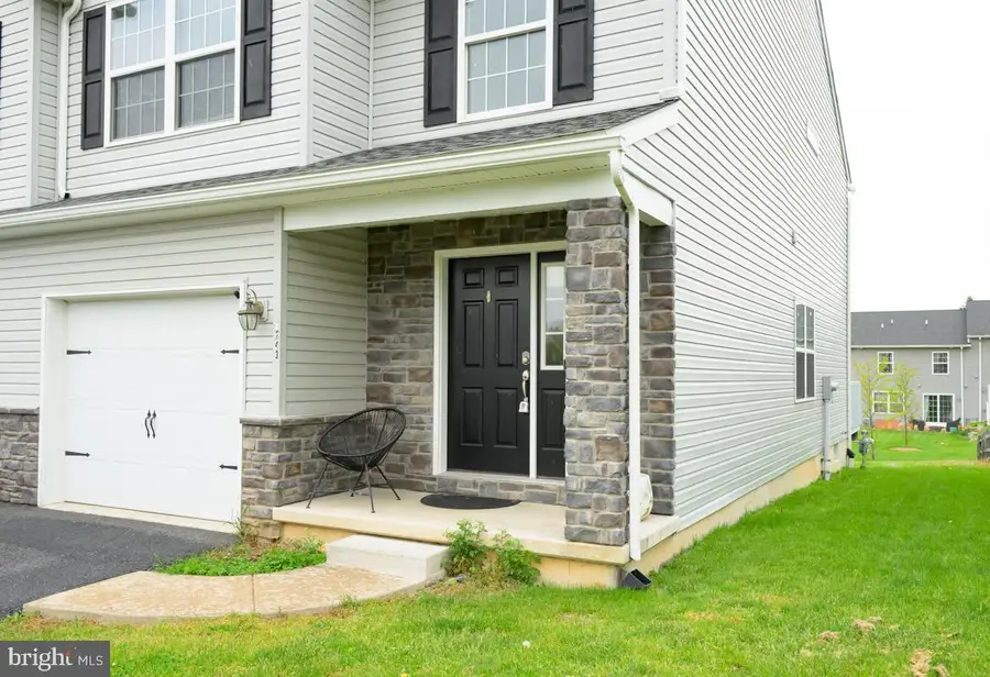 1243 Fairmont Ave, Temple, PA 19560 - #2