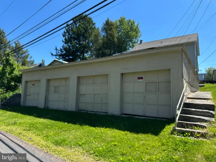 280-282 Schuylkill Rd, Birdsboro, PA 19508 - #3