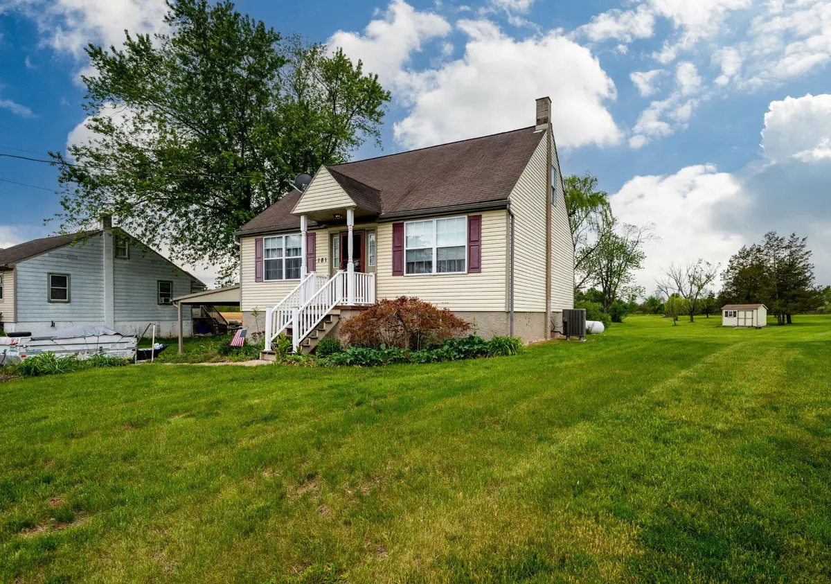 181 Valley Rd, Birdsboro, PA 19508 - #1