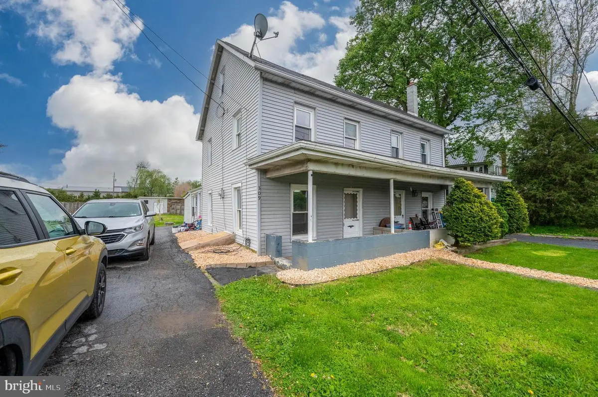 467 Hill Rd, Robesonia, PA 19551 - #1