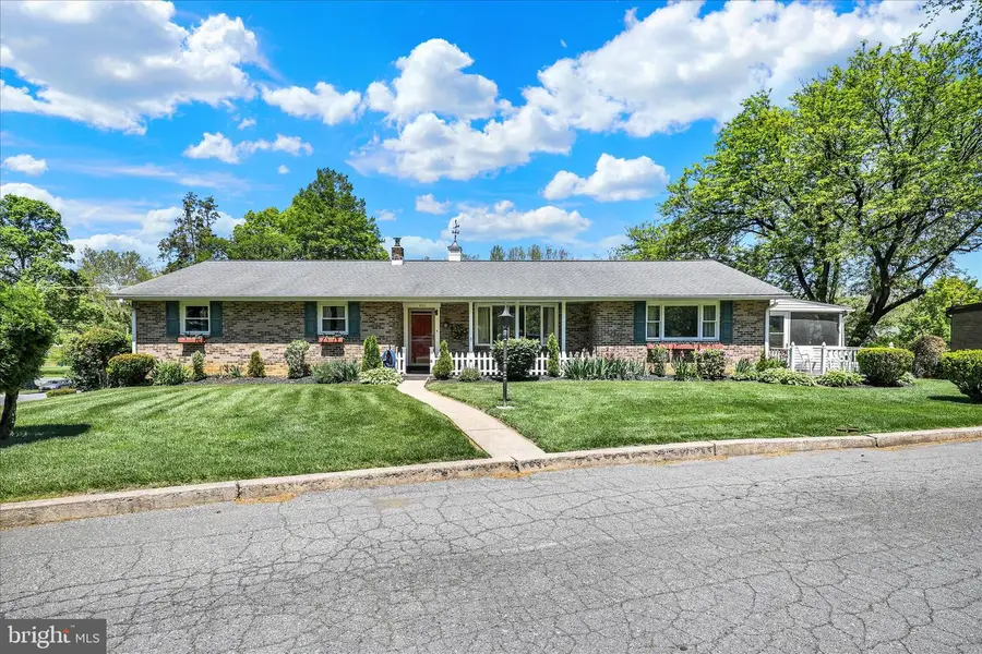 833 Joan Tc, Reading, PA 19611 - #2