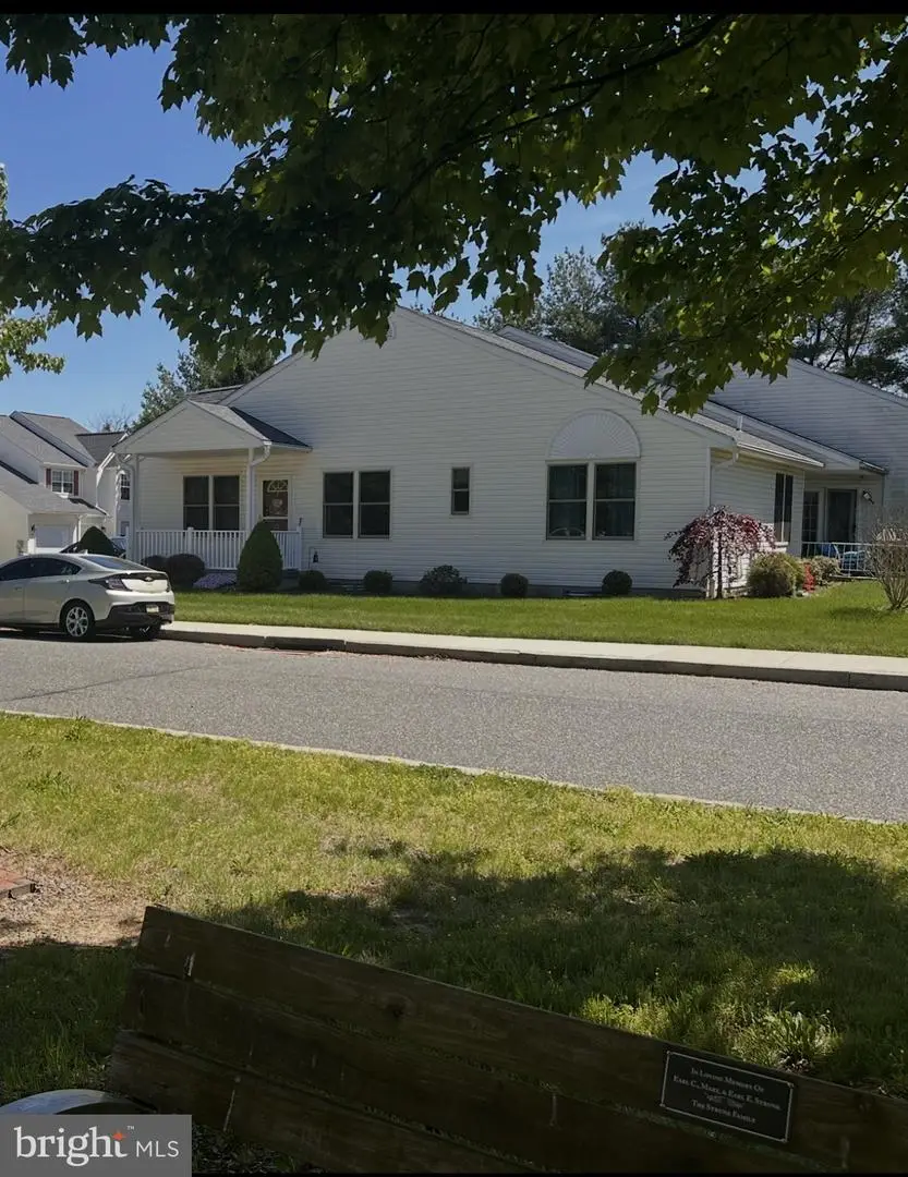122 N 4th St, Bally, PA 19503 - #1