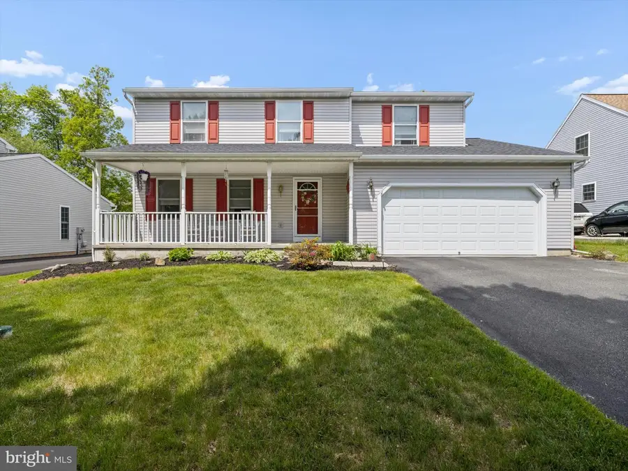 115 Clarion Dr, Douglassville, PA 19518 - #2