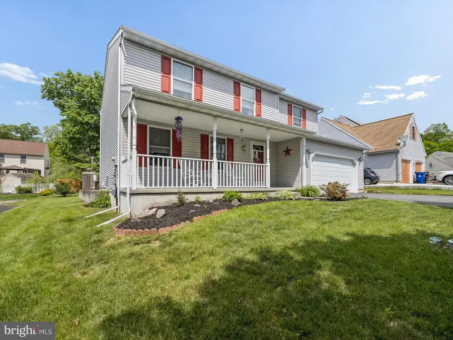 115 Clarion Dr, Douglassville, PA 19518 - #3