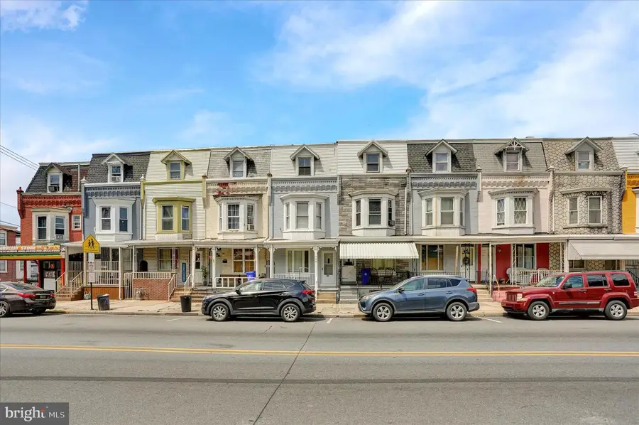 708 N 13th St, Reading, PA 19604 - #3