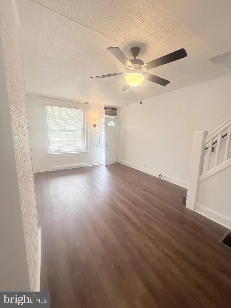 526 S 14 1/2 St, Reading, PA 19602 - #3