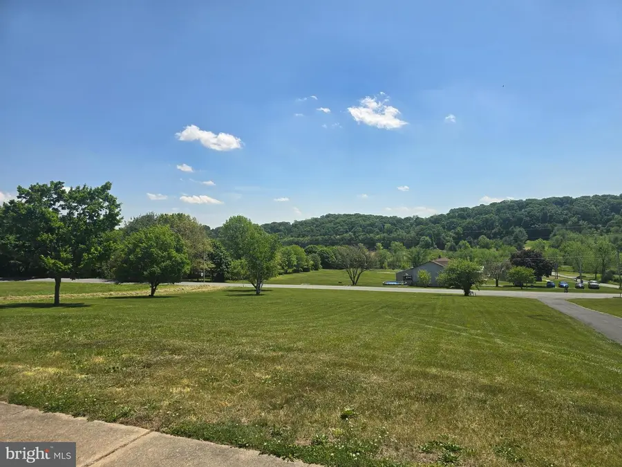 679 Balthaser Rd, Lenhartsville, PA 19534 - #3