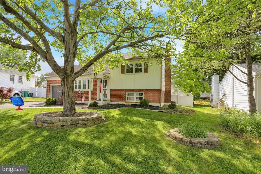 224 Bard Ave, Reading, PA 19608 - #2