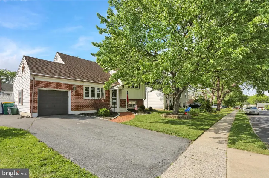 224 Bard Ave, Reading, PA 19608 - #3