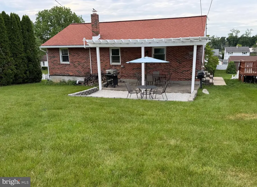2312 Mckinley Ave, Reading, PA 19609 - #3