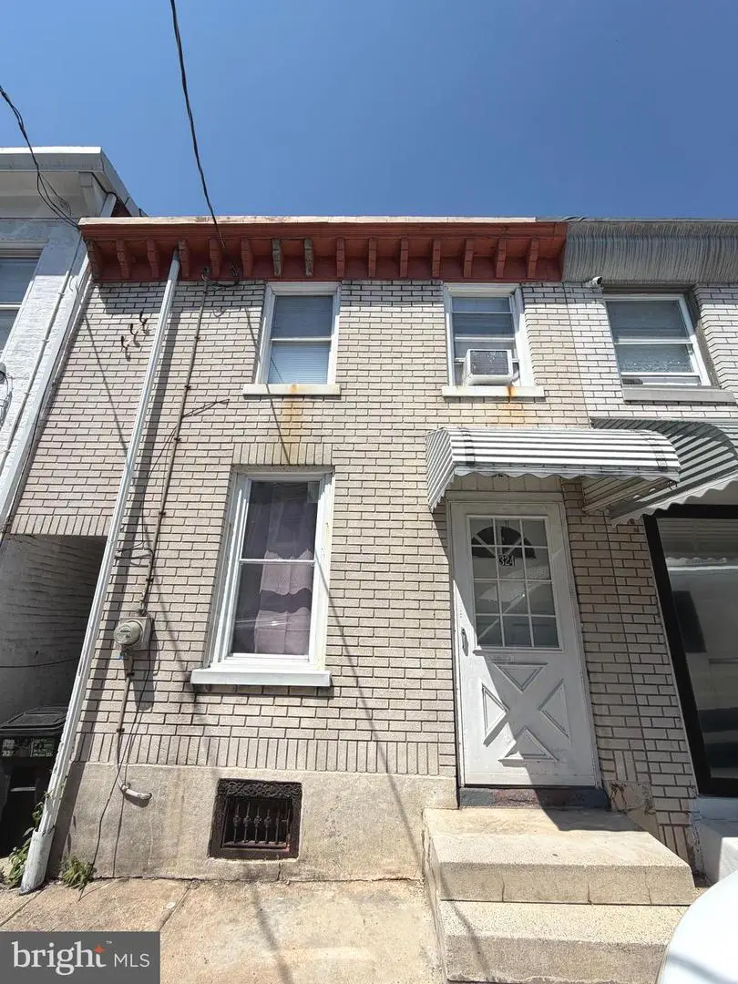 324 Spring Garden St, Reading, PA 19602 - #1