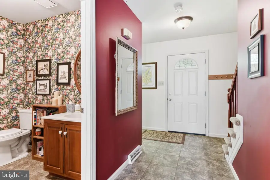 211 W Neversink Rd, Reading, PA 19606 - #3
