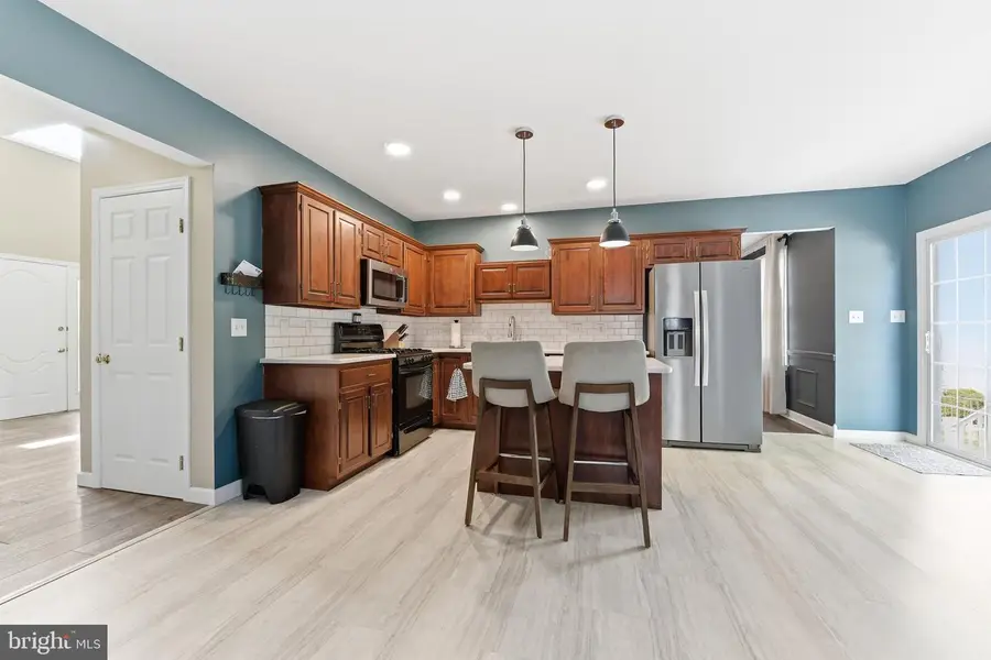 3121 S Wagner Cir, Sinking Spring, PA 19608 - #2