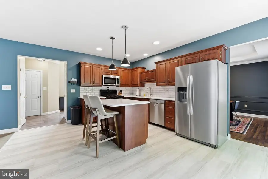 3121 S Wagner Cir, Sinking Spring, PA 19608 - #3
