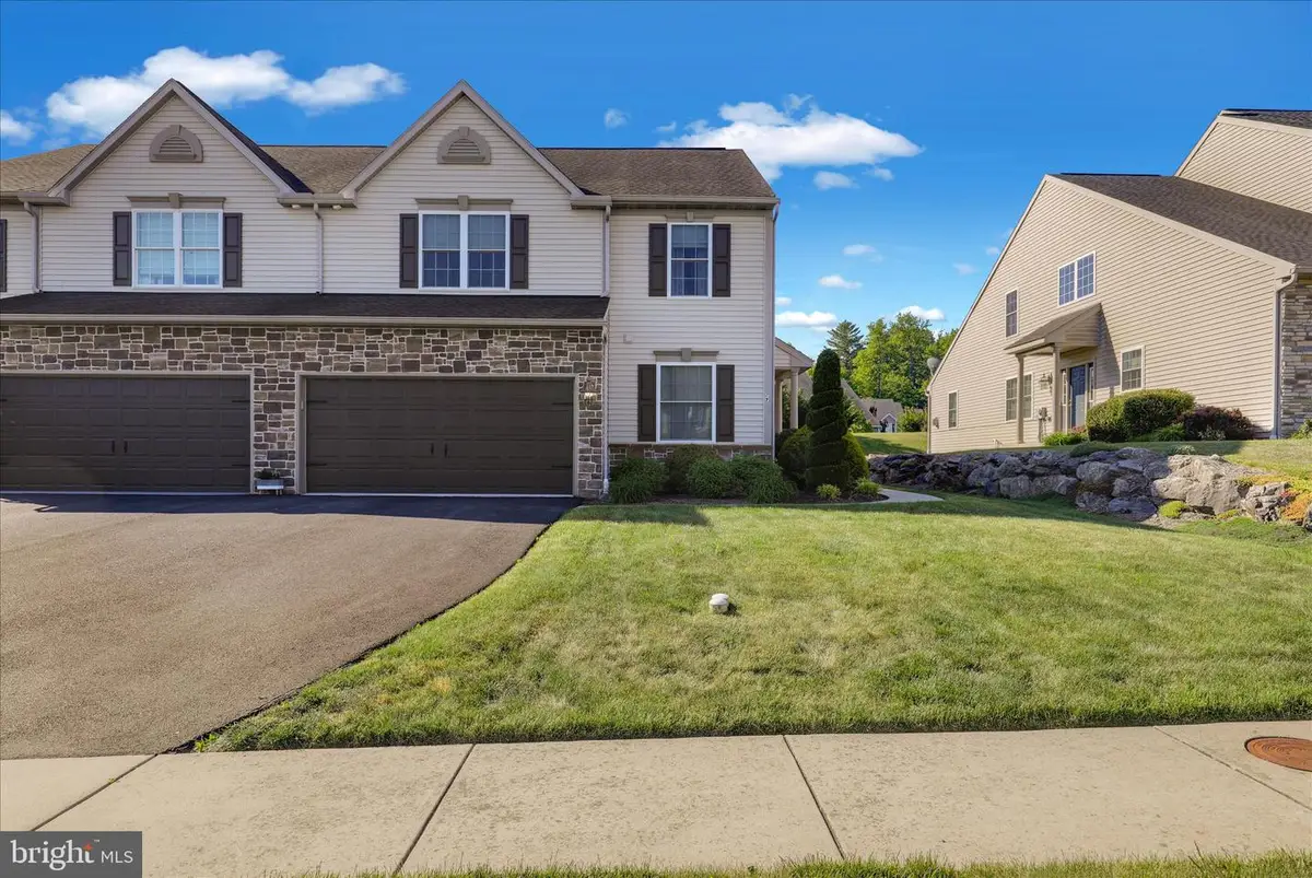 67 Regina Dr, Reading, PA 19608 - #1