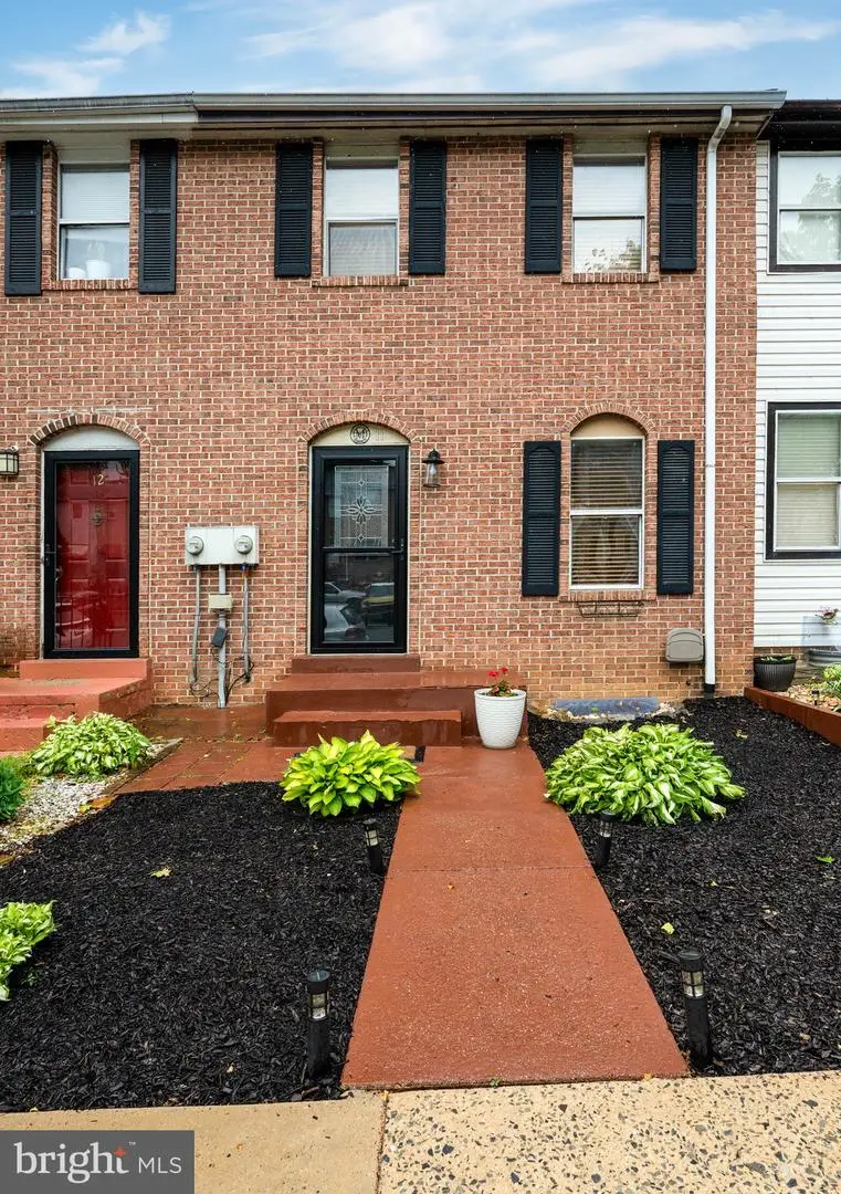 11 Nottingham Ct, Reading, PA 19601 - #2