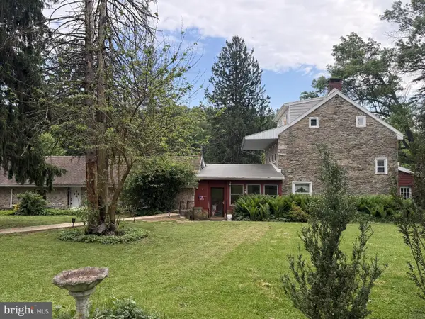 564 Blandon Rd, FLEETWOOD, PA 19522