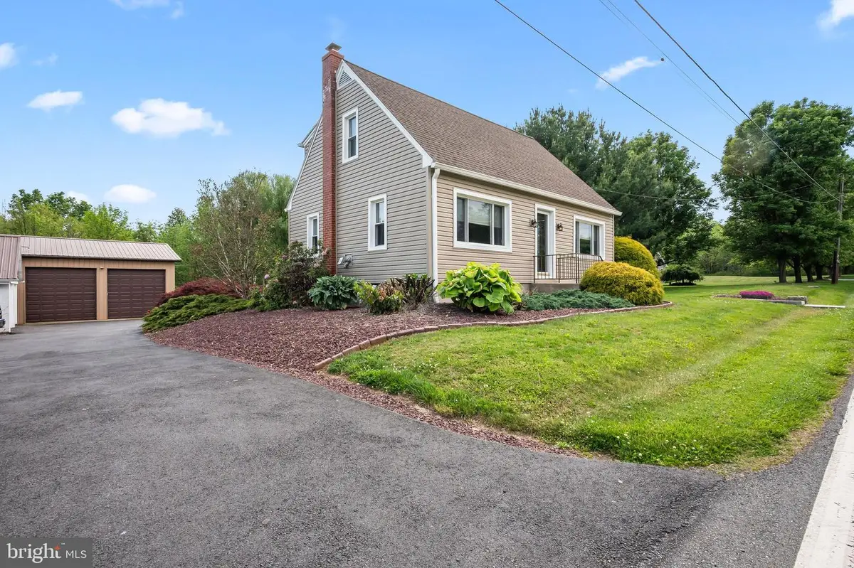 50 Clay Valley Rd, Fleetwood, PA 19522 - #1
