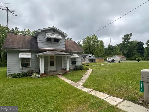 2439 State St, MACUNGIE, PA 18062