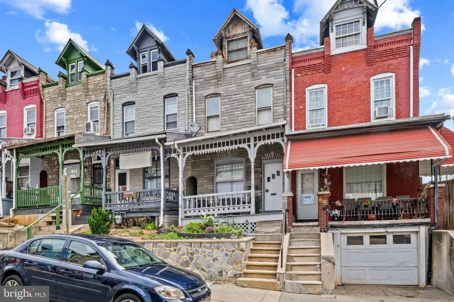 131 Pear St, Reading, PA 19601 - #2