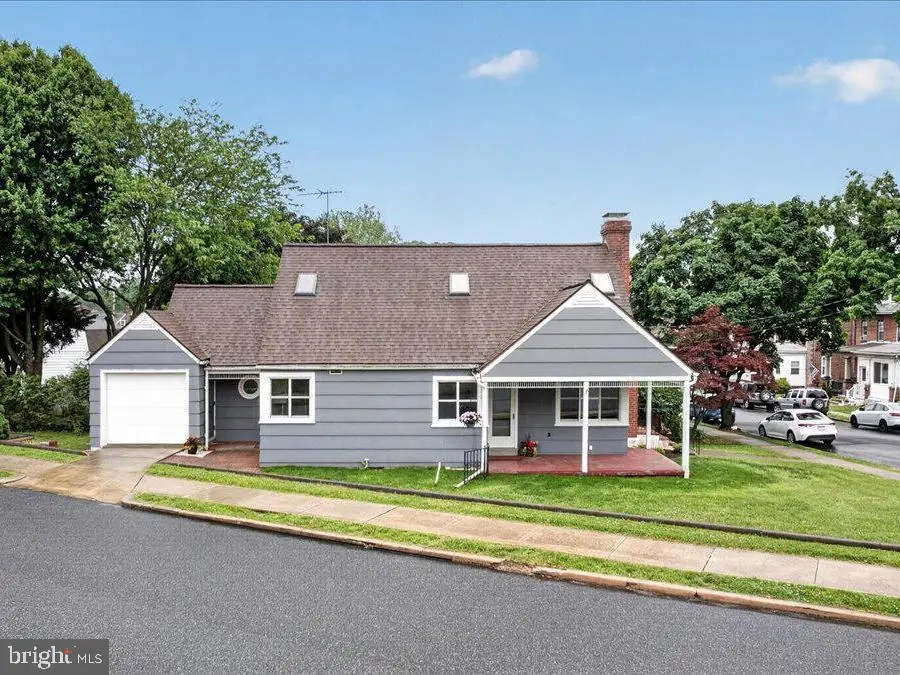 100 College St, Boyertown, PA 19512 - #1