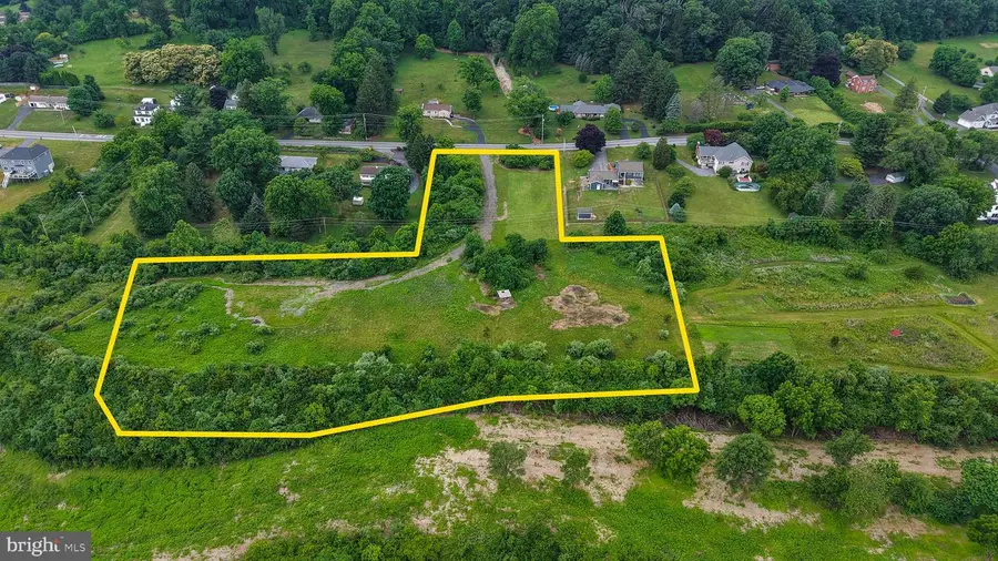 427 Hain Rd, Reading, PA 19607 - #2