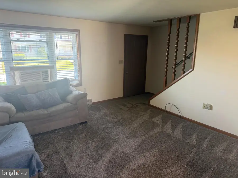 529 Linden St, Leesport, PA 19533 - #3
