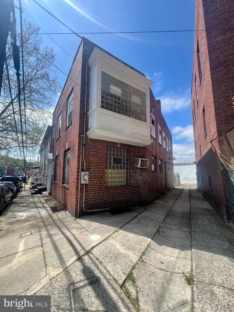 226 Orange St, Reading, PA 19602 - #2