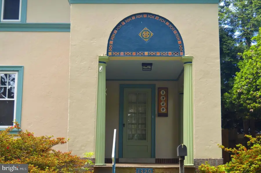 1329 Garfield Ave, Reading, PA 19610 - #2