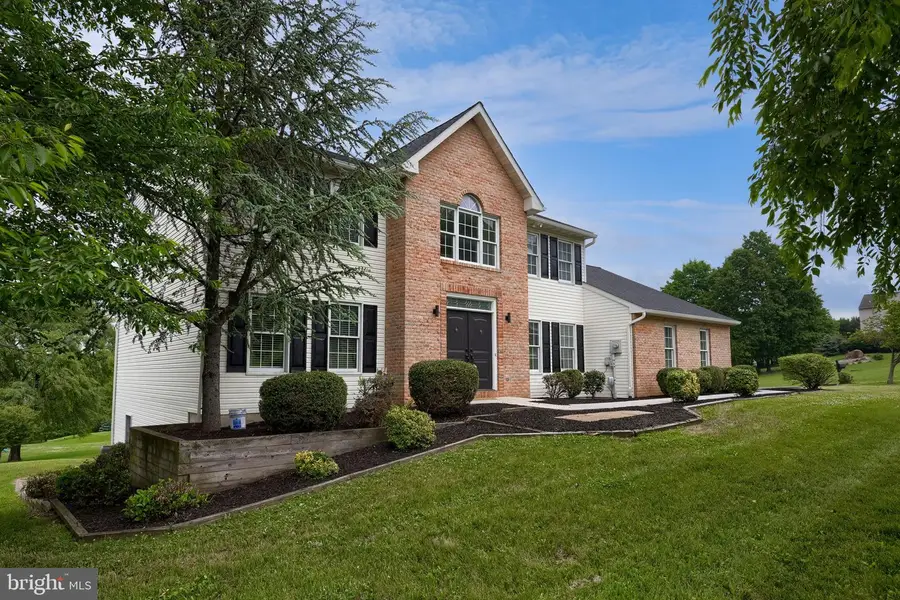 122 Beacon Hill Rd, Temple, PA 19560 - #2