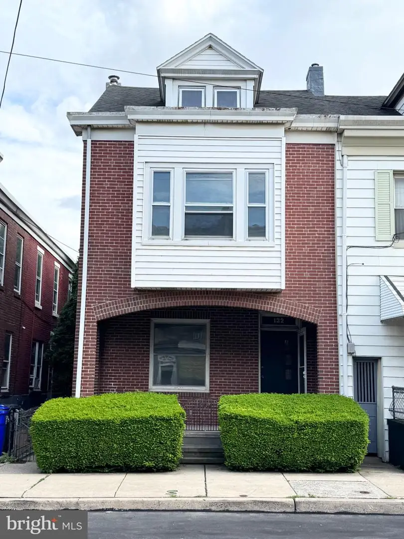 132 Bern St, Reading, PA 19601 - #1
