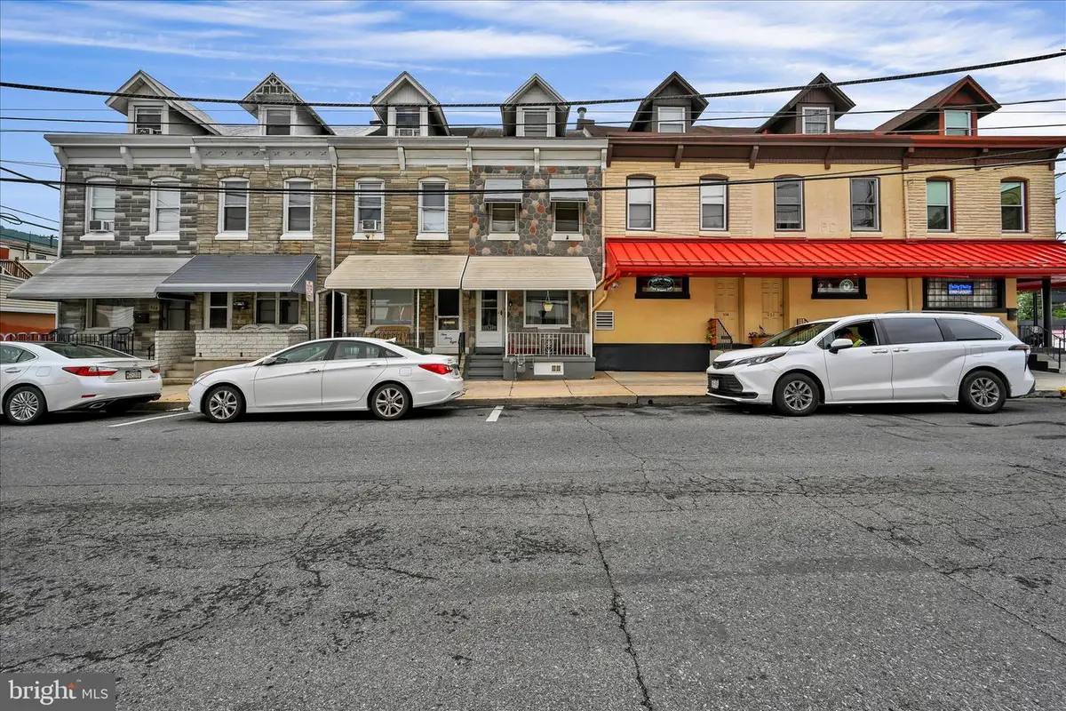 936 N Pike St, Reading, PA 19604 - #1