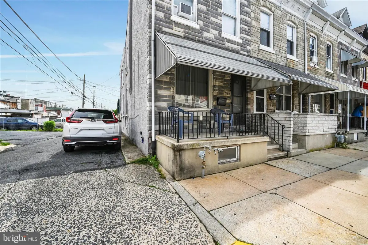 942 Pike St, Reading, PA 19604 - #1