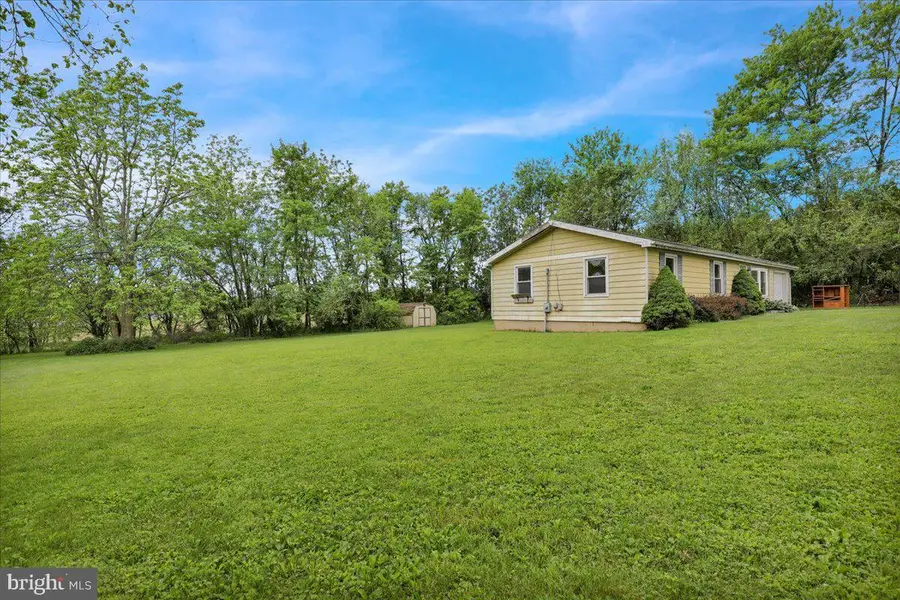 1068 Stouchsburg Rd, Richland, PA 17087 - #3