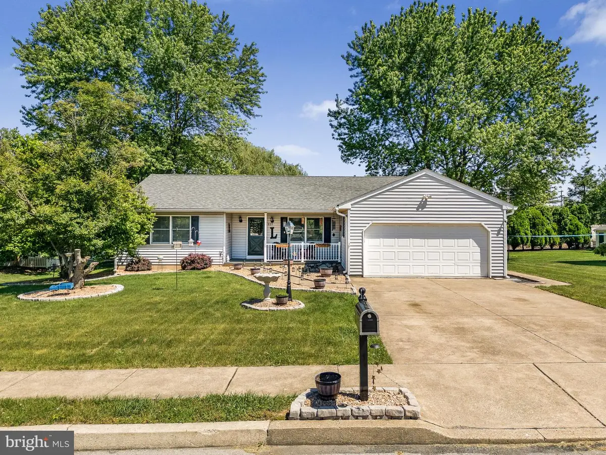 527 Hamsher Ave, Topton, PA 19562 - #1