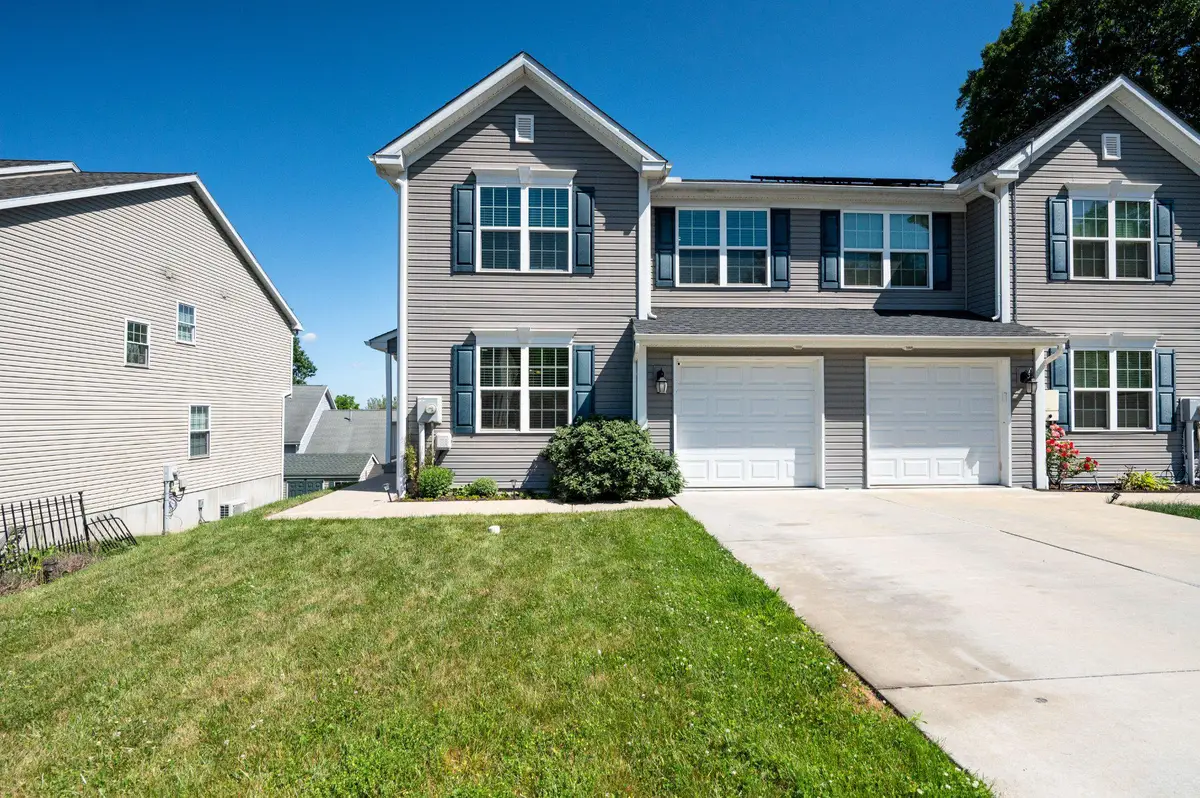 25 Rosalies Way, Temple, PA 19560 - #1