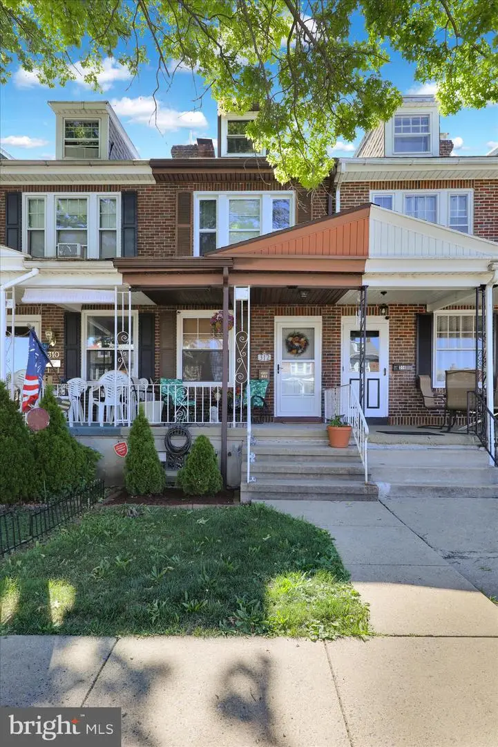 312 Summit Ave, Reading, PA 19611 - #1