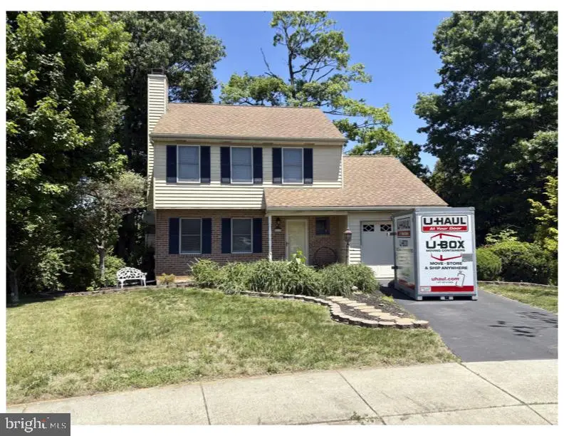 11 Esther Cr, Sinking Spring, PA 19608 - #1