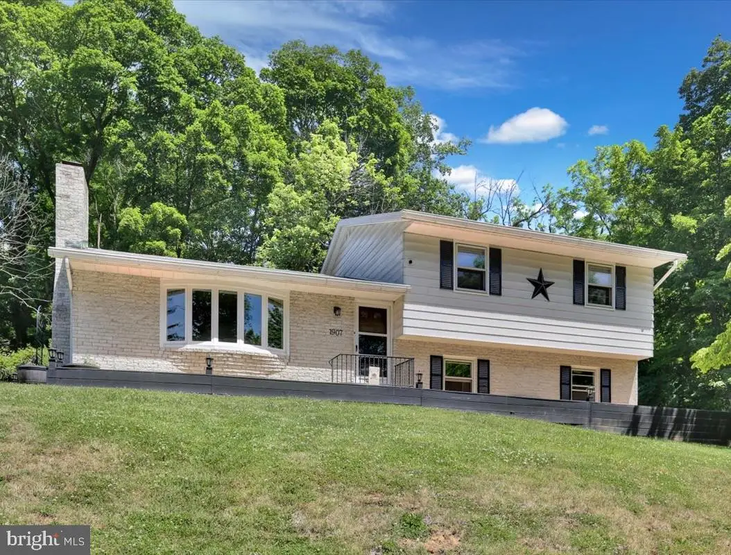 1907 Holly Rd, Reading, PA 19602 - #1